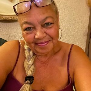 Meet your Posher, Sheila